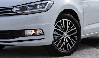 Volkswagen Golf Touran|フォルクスワーゲン ゴルフ トゥーラン