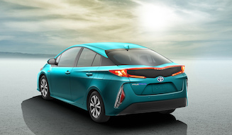 01r_010_Toyota-Prius-PHV