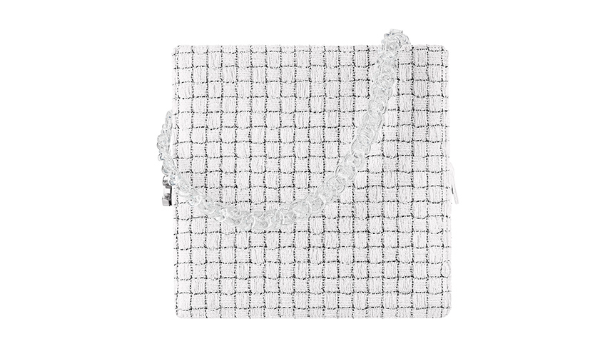 02SS_2016_ad_campaign_Pictures_by_Karl_Lagerfeld