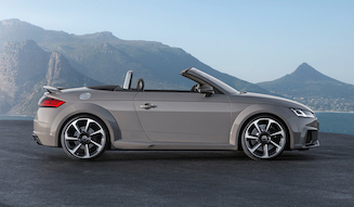 Audi TT RS｜アウディ TT RS