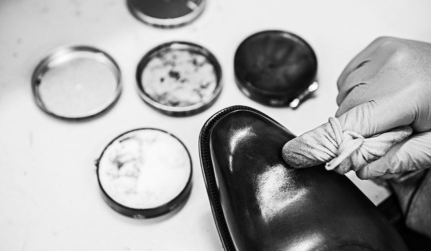 Church's-Apply-Wax-