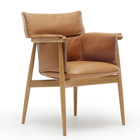 EOOS_E005-dinning-oak-leather_side