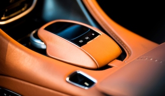 Aston Martin DB11|アストンマーティンDB11