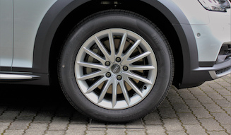 Audi A4 allroad quattro｜アウディ A4 オールロードクワトロ