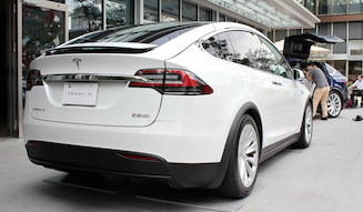 Tesla Model X｜テスラ モデルX