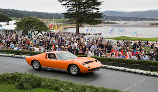 オリジナルの状態を保ちつつ日常的に使われている車両を対象とした「FIVA(the international federation of historic vehicles)トロフィ」戦後部門はランボルギーニ・ミウラSベルトーネクーペ(69年)に Copyright © Kimball Studios / Courtesy of Pebble Beach Concours d'Elegance