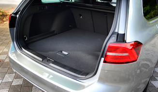 Volkswagen Passat 2.0TSI R-line|フォルクスワーゲン パサート2.0TSI R-line