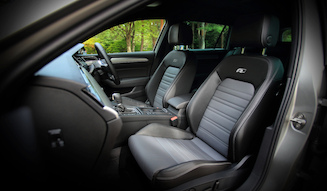 Volkswagen Passat 2.0TSI R-line|フォルクスワーゲン パサート2.0TSI R-line