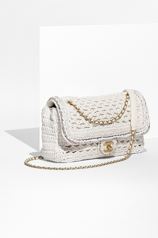 04_White-toile-backpack-embroidered-with-golden-and-white-sequins-A93671-Y61156-C0290_1