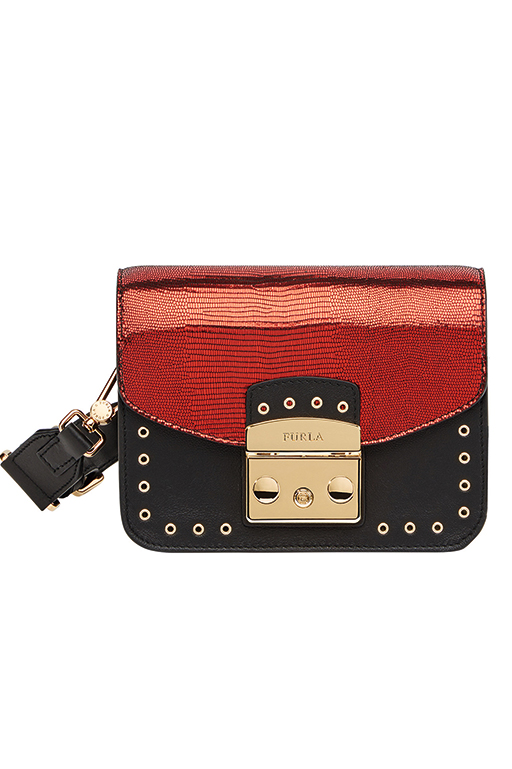 Bag_FURLA_METROPOLIS-ROCKER-MINI-CROSSBODY_02_11月Launch済分
