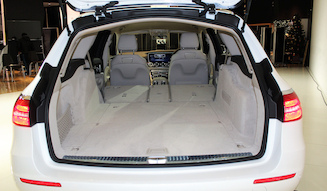 s_08_Mercedes-Benz-E-Class-Stationwagon