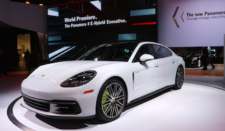 Porsache Panamera 4-E Executive|ポルシェ パナメーラ 4-E エグゼクティブ