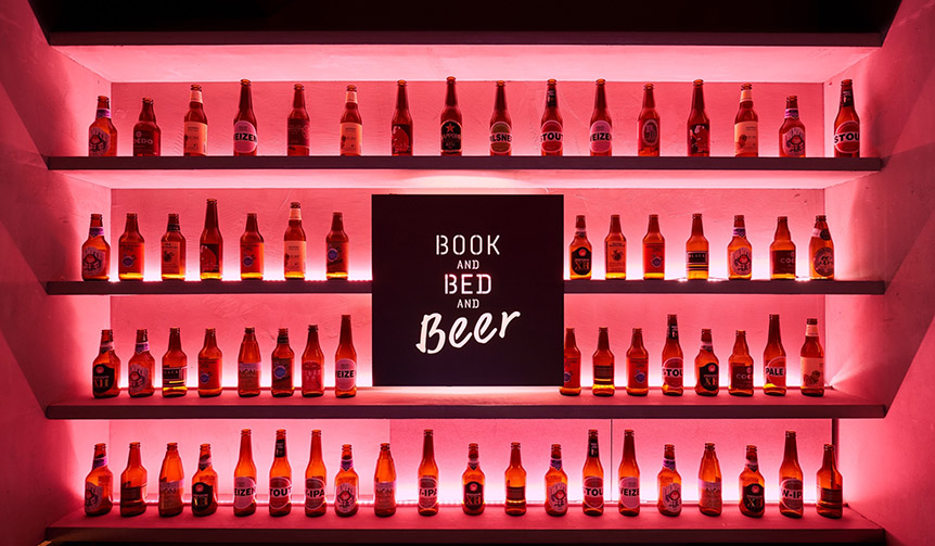 book-and- bed-tokyo_006