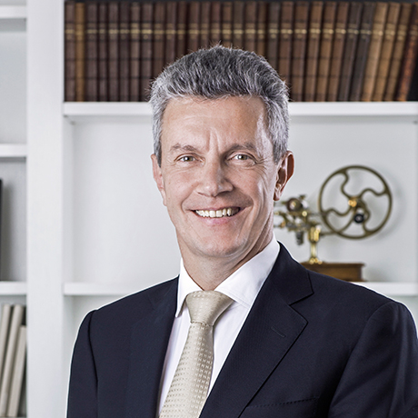 09_Daniel-Riedo,-CEO