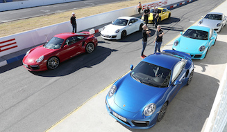 Porsche 911 GTS｜ポルシェ 911 GTS