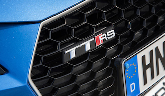 s_013_Audi-TTRS