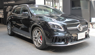 s_024_Mercedes-Benz-GLA