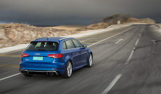 Audi RS3 Sportback｜アウディ RS3 スポーツバック