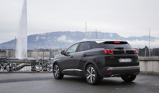 s_017_Peugeot_3008_GT
