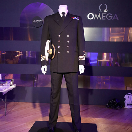 13_20170705_Atmosphere_Commander-Bonds-Naval-Uniform