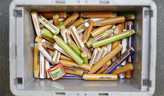 s_07_bentley_1_crayon