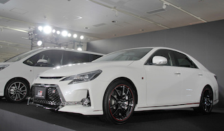 s_061_toyota_GR_mark_x