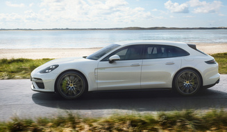 Porsche Panamera Turbo S E-Hybrid Sport Turismo|ポルシェ パナメーラ ターボ S E-ハイブリッド スポーツツーリスモ