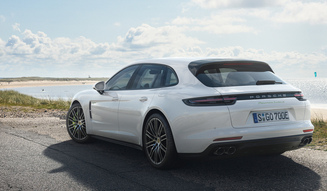 Porsche Panamera Turbo S E-Hybrid Sport Turismo|ポルシェ パナメーラ ターボ S E-ハイブリッド スポーツツーリスモ