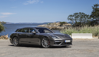 s_036_porsche_panamela_turbo_grey