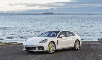s_097_porsche_panamela_4E_HV