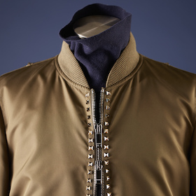 s_003_best7_06_valentino_cube