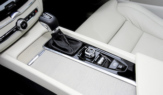 s_027_volvo_xc60