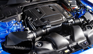 s_041_jaguar_xjr_575