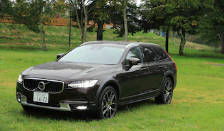 s_005_volvo_v90_cross