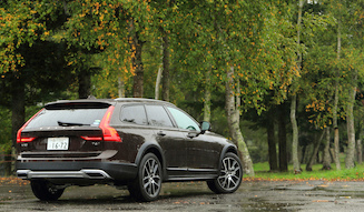 s_007_volvo_v90_cross
