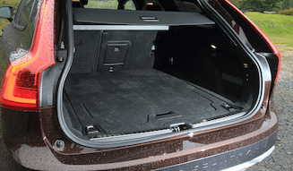 s_011_volvo_v90_cross
