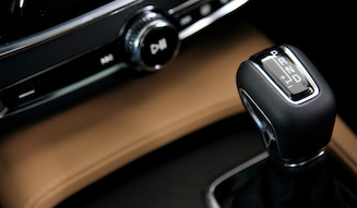 s_015_volvo_v90_cross