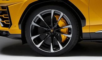 s_040_Lamborghini_Urus