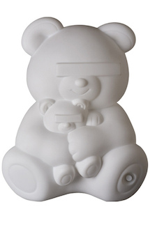 s_002_undercover_bear