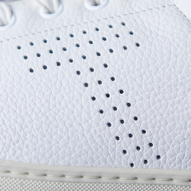s_002_best7_11_sneakers_cube