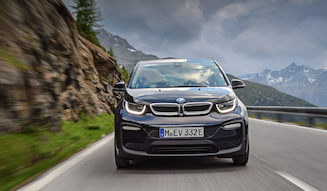 s_026_bmw_i3_off