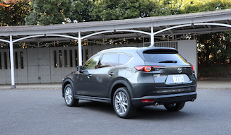 s_005_mazda_cx8