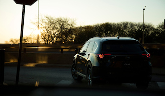 s_032_mazda_cx8