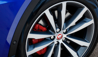 s_061_jaguar_epace_P300