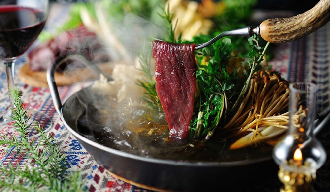 11_【星のや富士】鹿しゃぶメイン