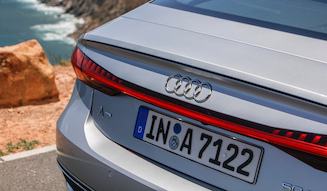 s_075_audi_a7