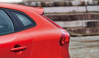 s_005_volvo_V40