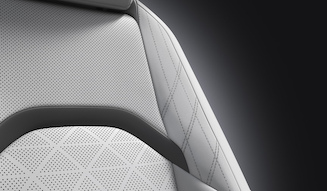s_065_lexus_ux