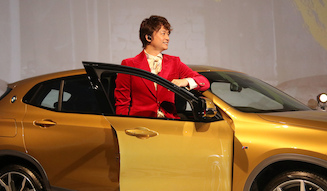 s_006_bmw_x2