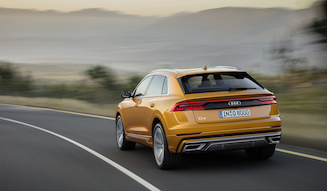 s_002_audi_q8